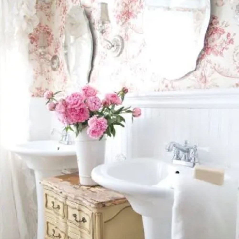 Simply Shabby Chic Cream Floral Roses Towel Bar NEW - Picture 14 of 16